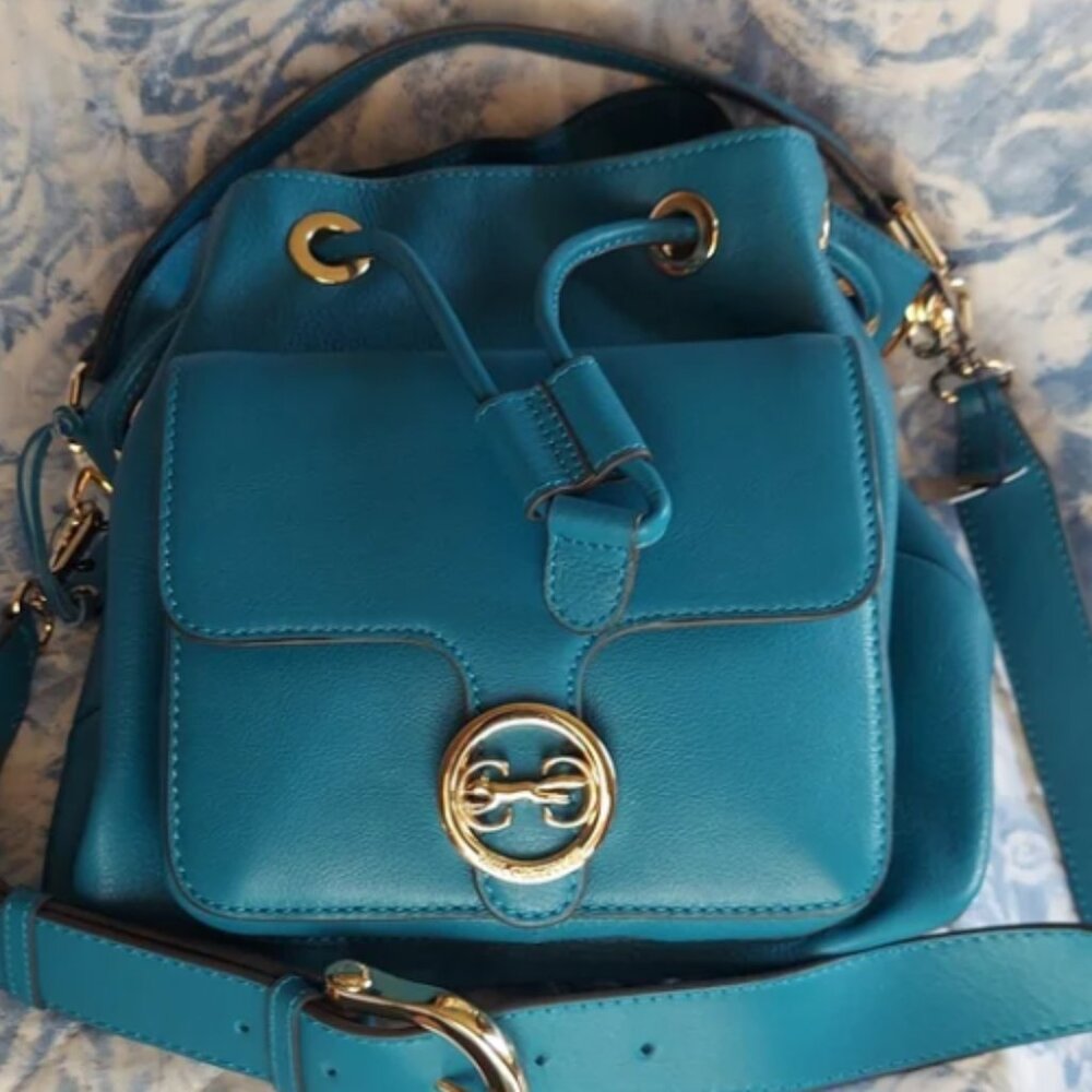 NWT MADE IN ITALY LEATHER BUCKET SATCHEL